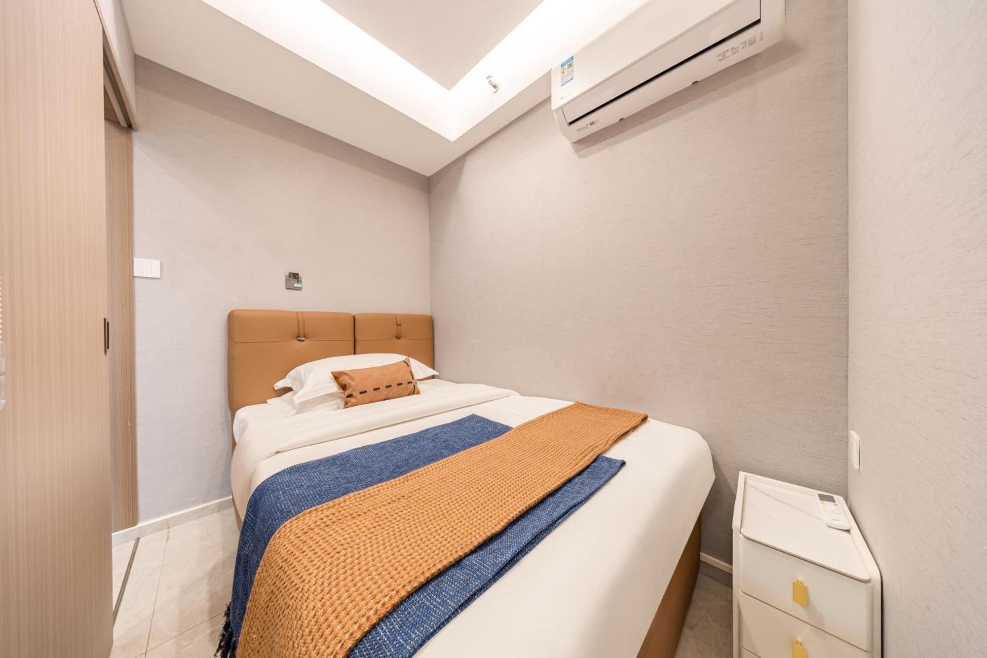 Boruisi Video And Audio Light House - Shenzhen Convention And Exhibition Center Gangxia Metro Station Aparthotel Exterior photo