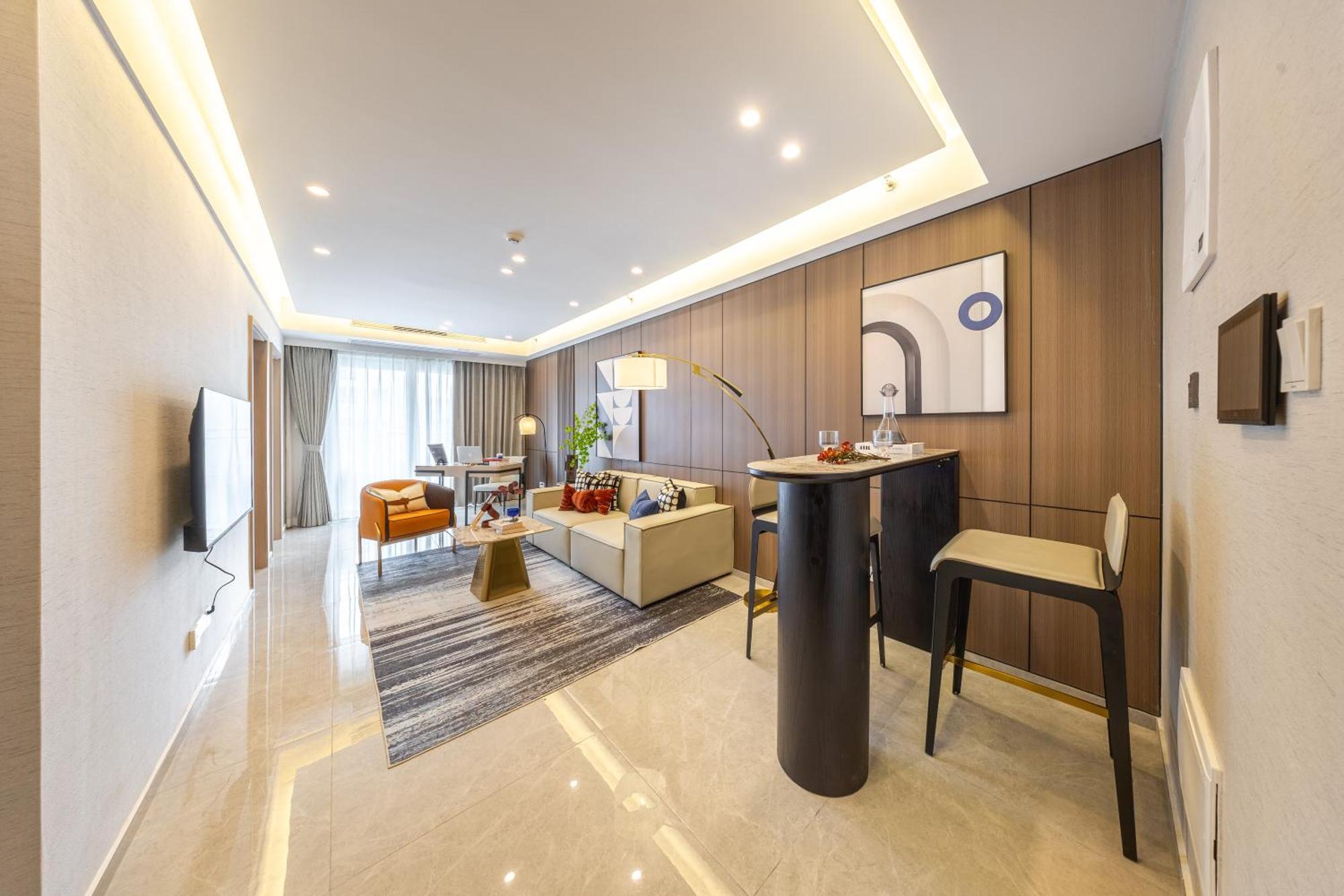 Boruisi Video And Audio Light House - Shenzhen Convention And Exhibition Center Gangxia Metro Station Aparthotel Exterior photo